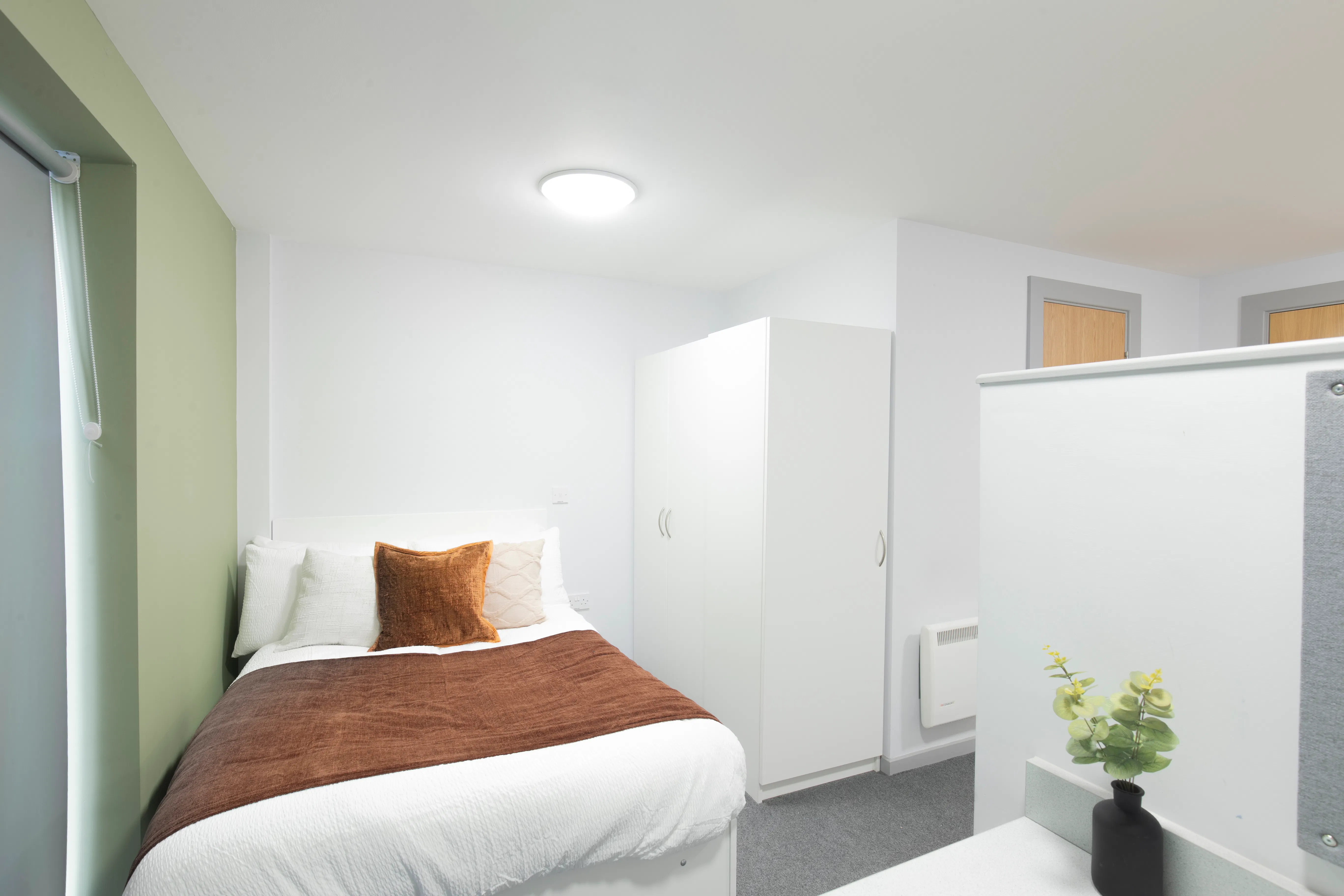 Standard Studio (Marshall court)