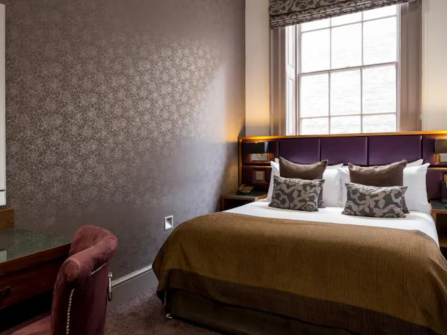 Maxima Suite room image 1