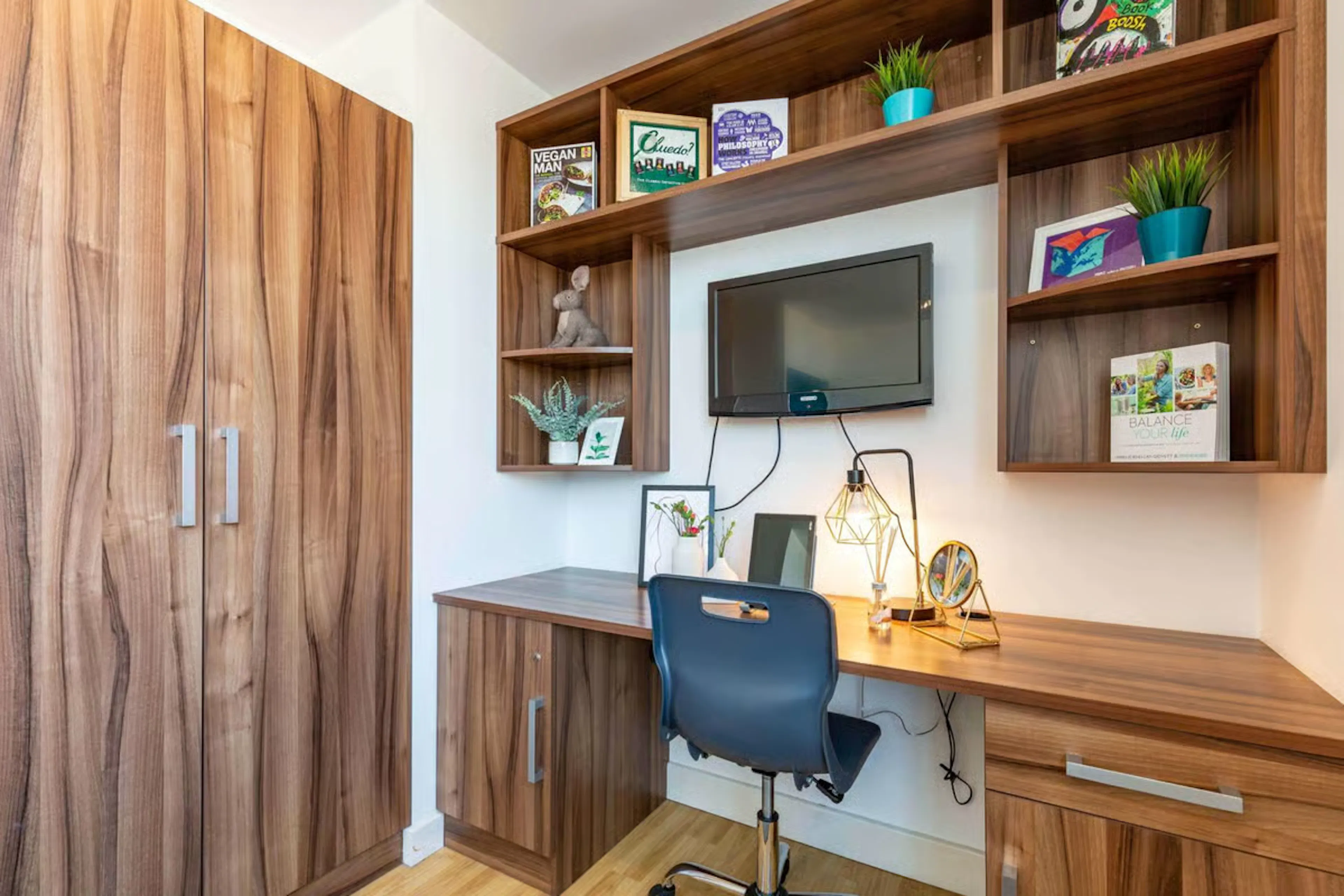 Medium Studio ROOM 2