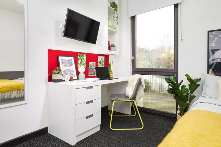 athena-studios-birmingham-Medium high double Studio