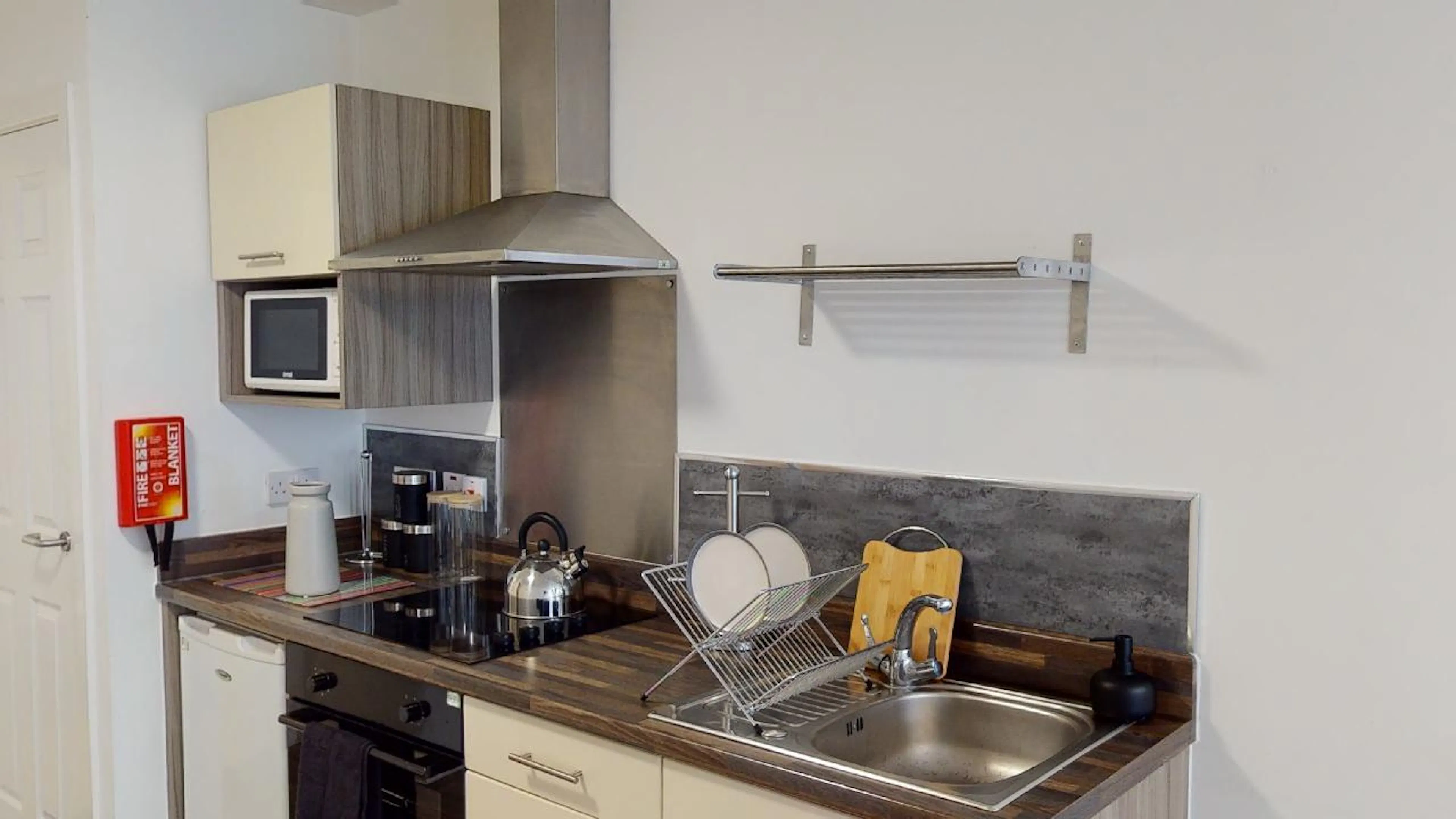 KITCHEN KITCHEN 1