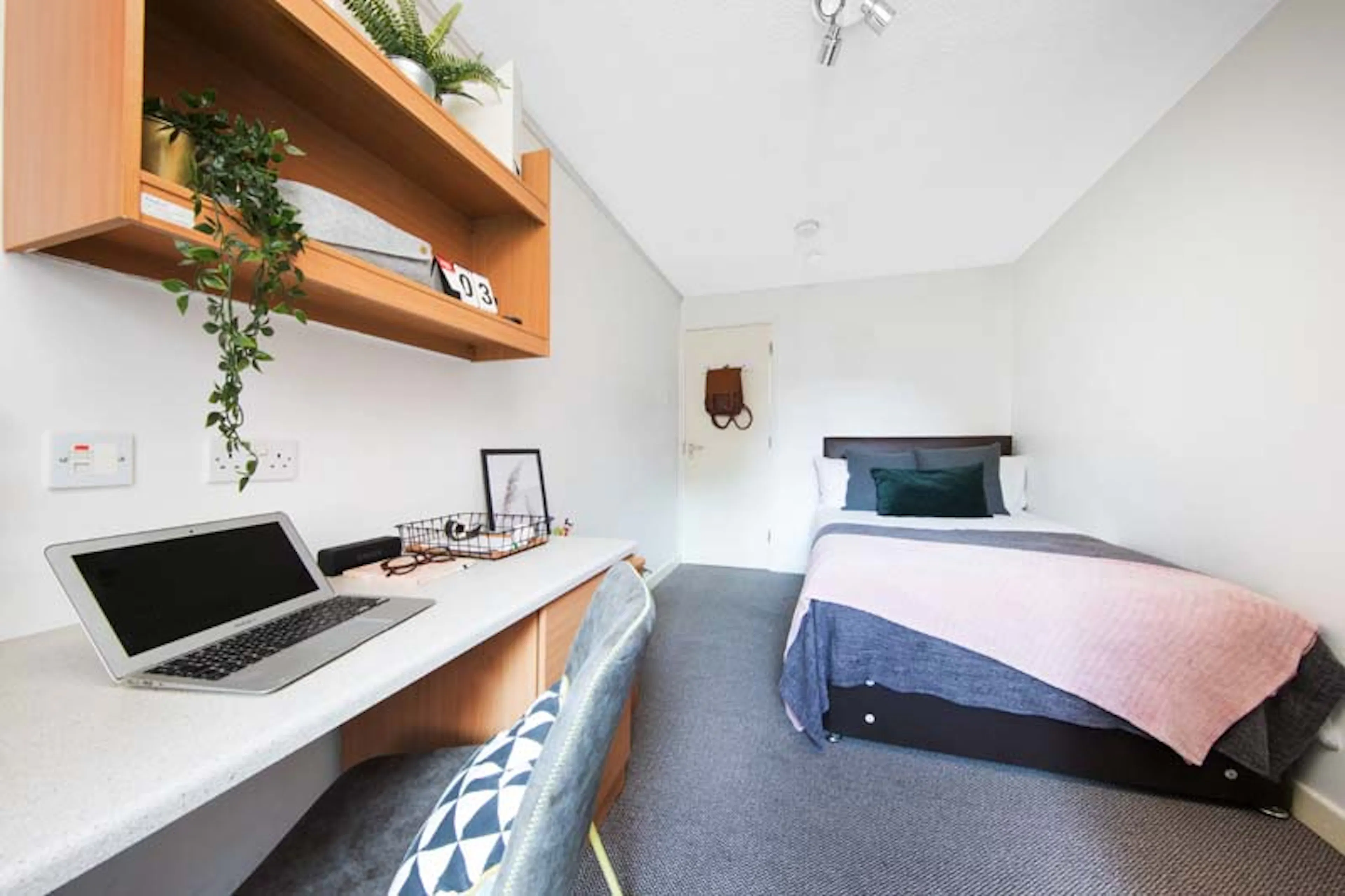 Non En-Suite, Classic ROOM 3