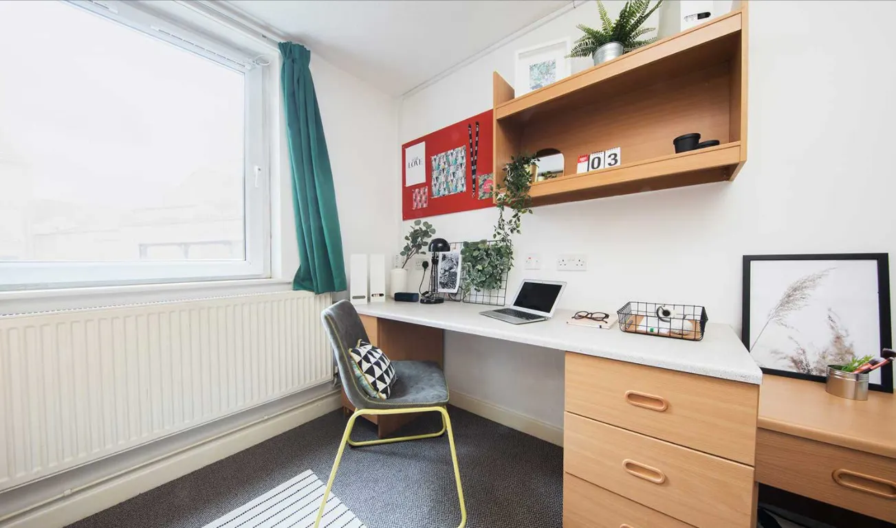 Non En-Suite, Premium Range 2 ROOM 2