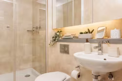 quay-point-studios-newcastle-Studio Medium Standard Double