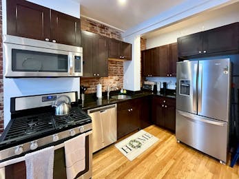 322 1/2 Western Ave, Cambridge - Newly Renovated 4Bed