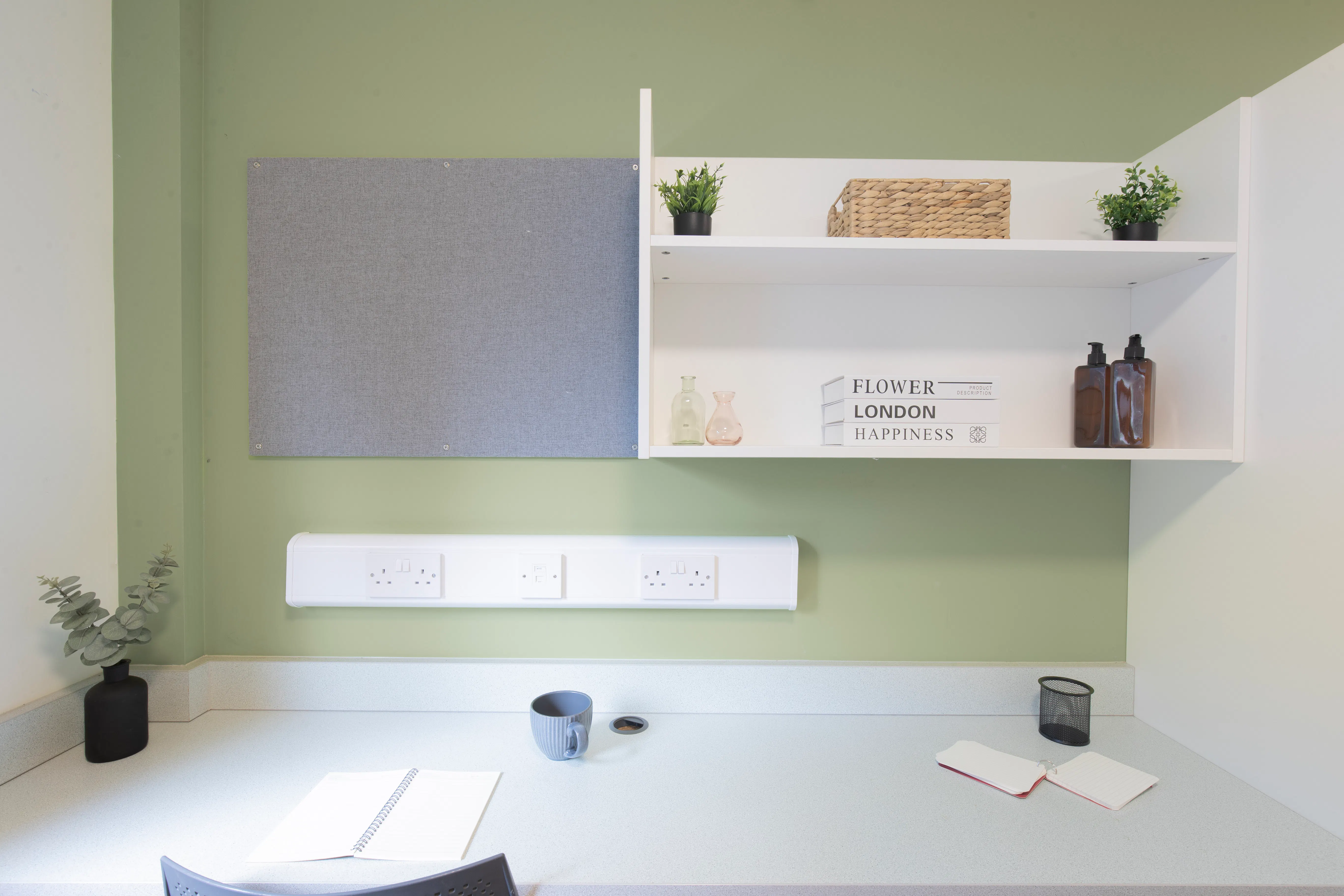 Standard Ensuite Newton Court