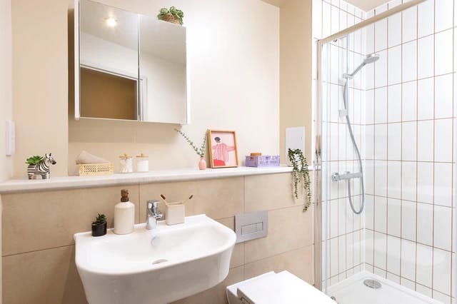 Non Ensuite: Two Bed Flat Standard Double