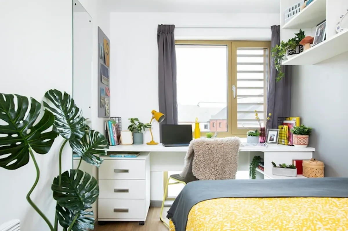 Ensuite Medium Standard Double ROOM