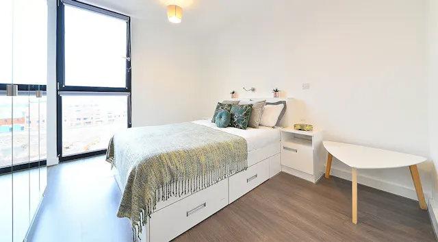 One Bed Apartment room image 1