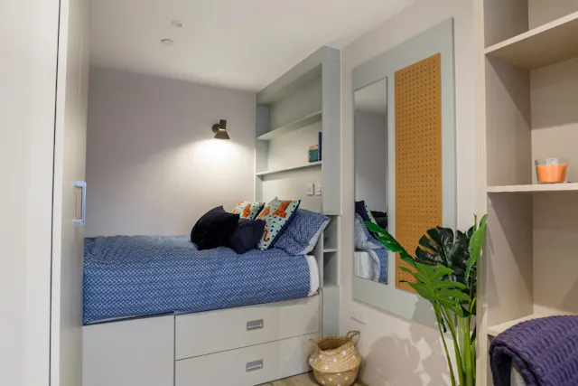 One Bed Apartment room image 1