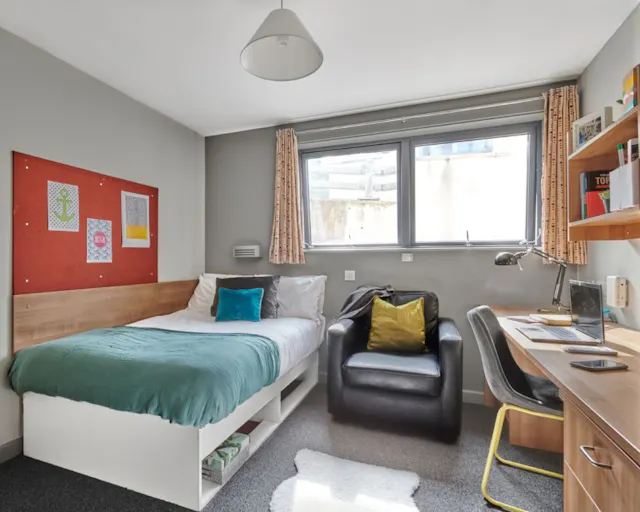 One Bed Flat room image 1