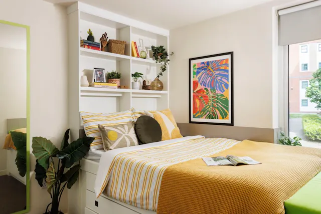 One Bed Flat High Double room image 1