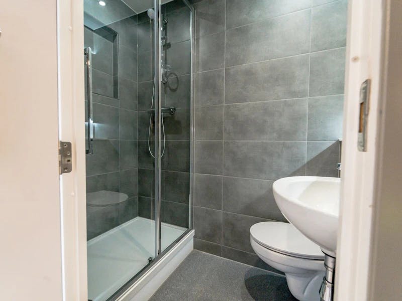 One Bedroom Apartment