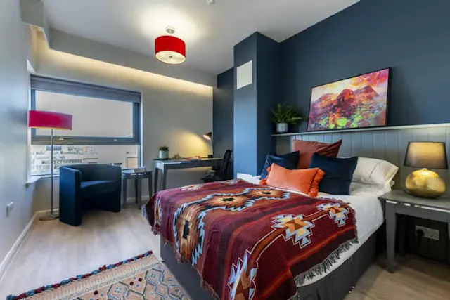 One Bedroom Apartment room image 1
