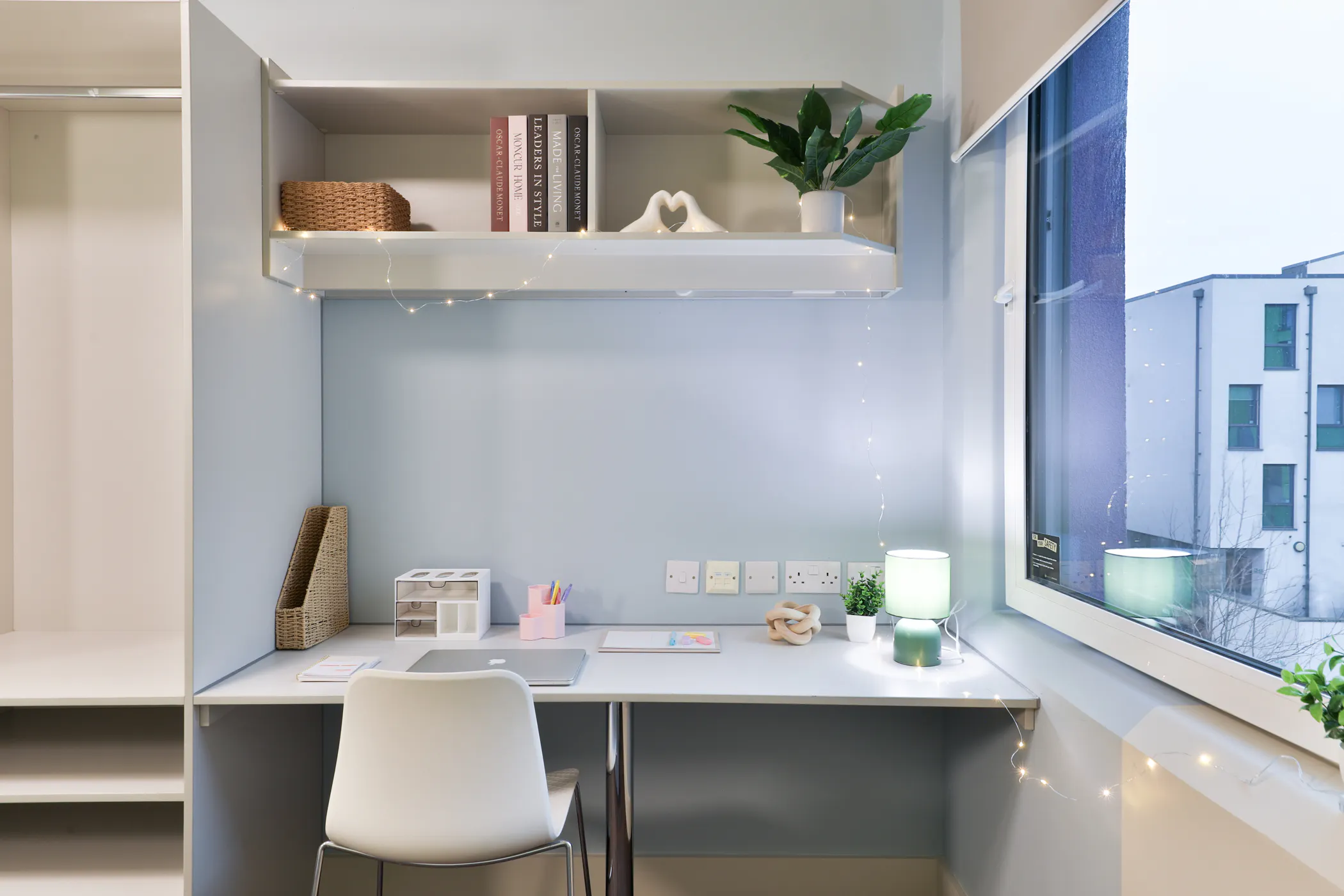 Bronze En-Suite