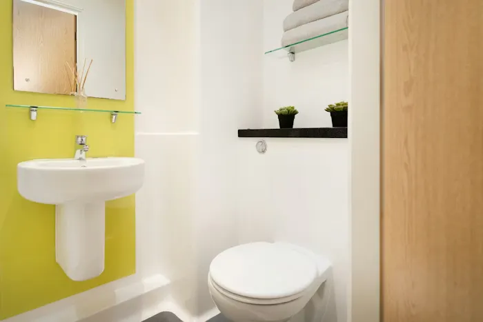 One Bedroom Apartment