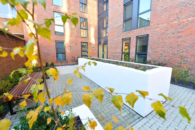 Deluxe Studio East Garden Facing room image 1