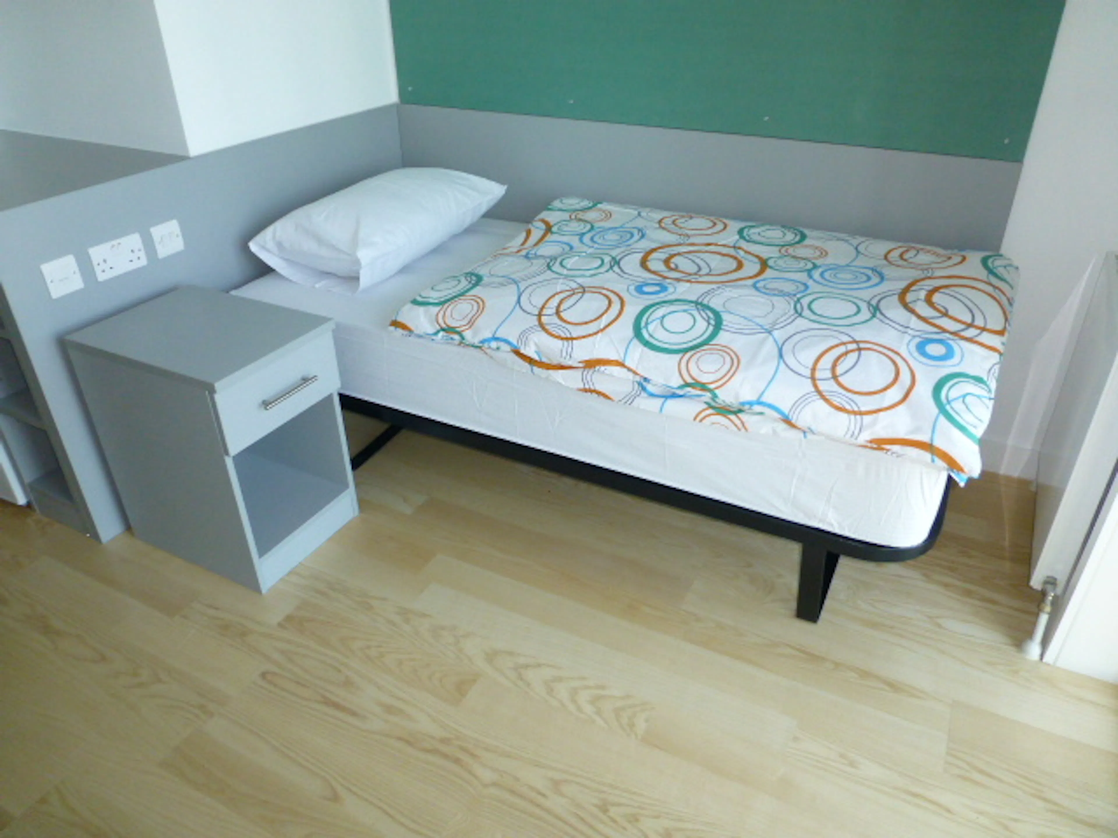 Single En-suite ROOM 4