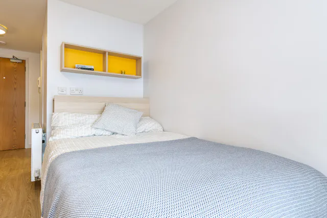 Standard room image 1