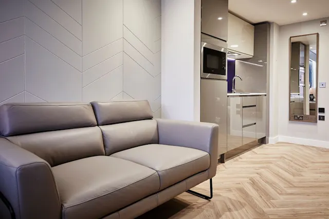 Grande Apartment room image 3