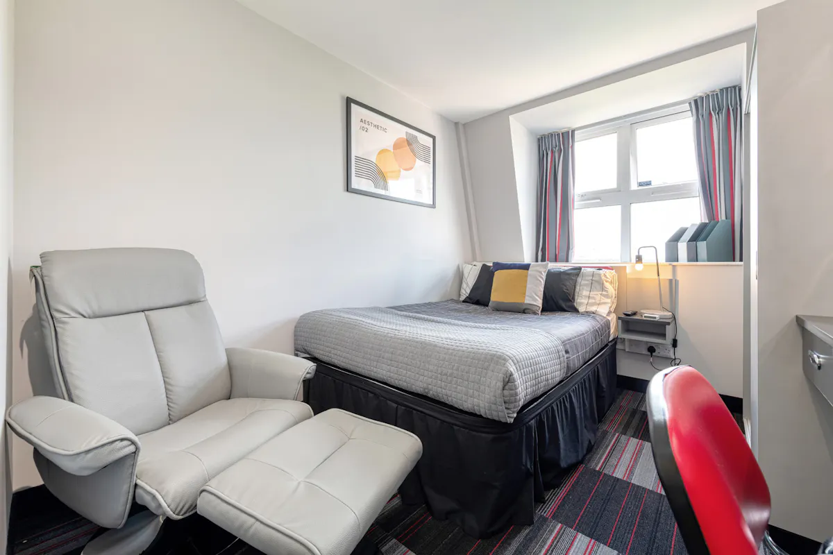 Deluxe Plus Double Ensuite ROOM