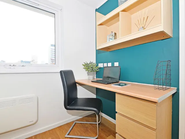 Platinum Ensuite room image 2