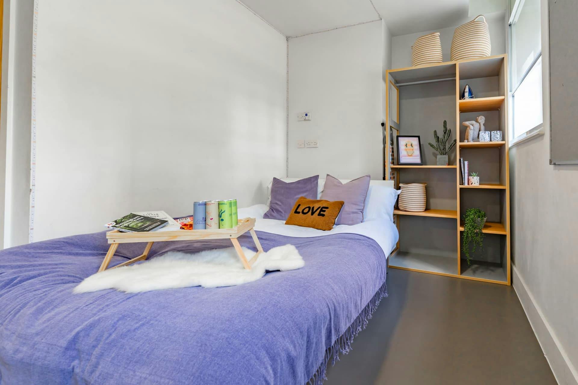 Platinum Studio Mid Level