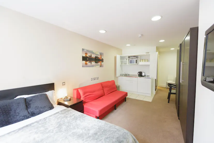 Property video thumbnail 2