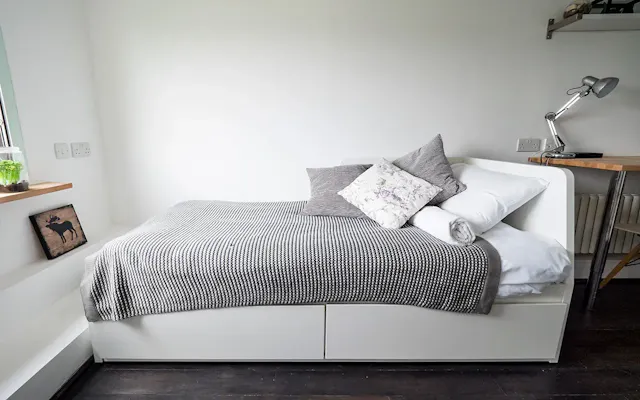 Premium Single Studio room image 1