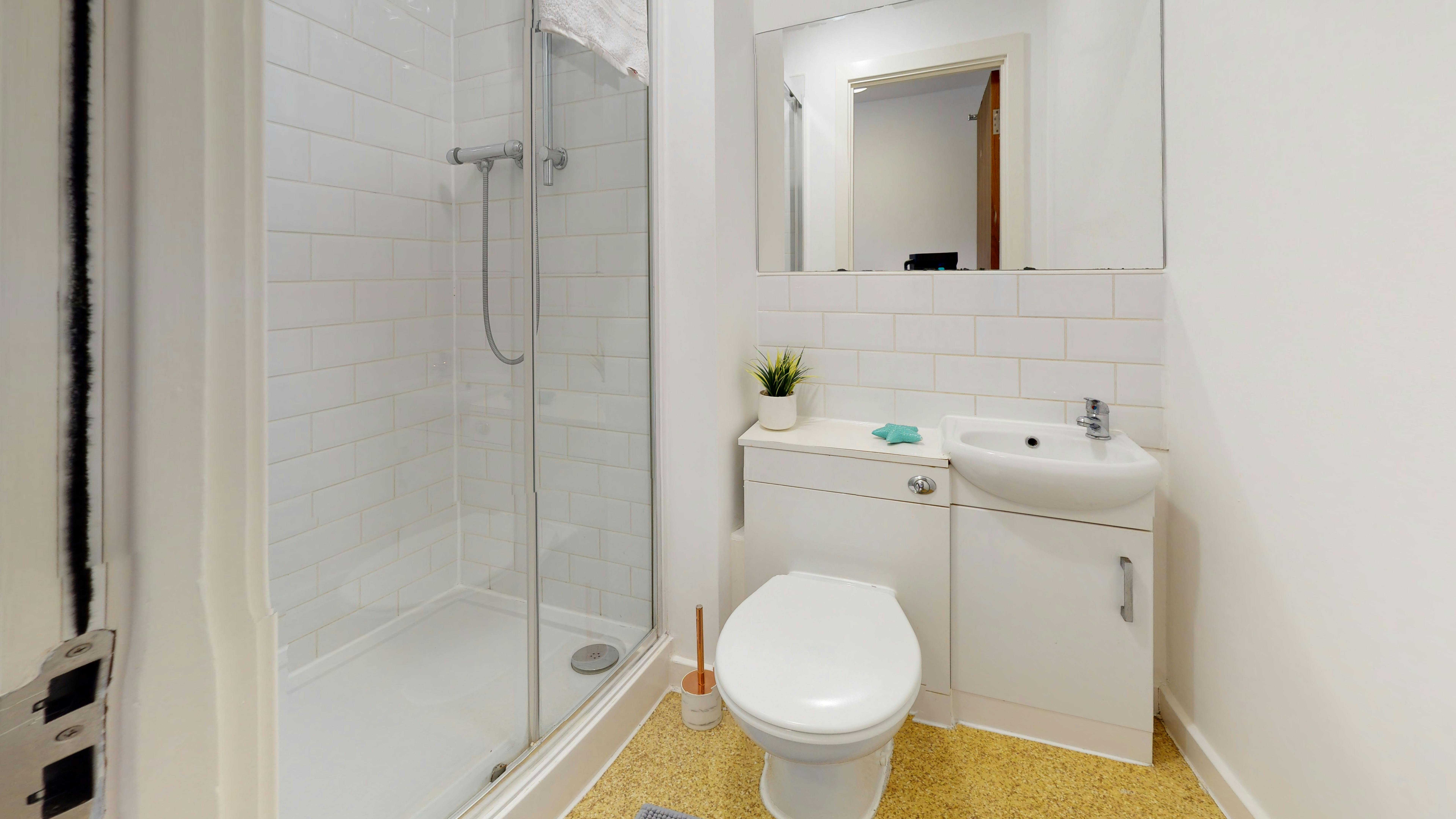 Standard Ensuite 