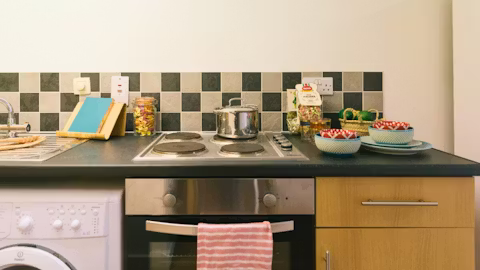 pavilion-court-canterbury-KITCHEN