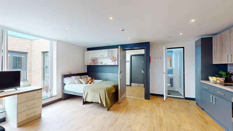 innovo-house-1-liverpool-Penthouse Deluxe Studio