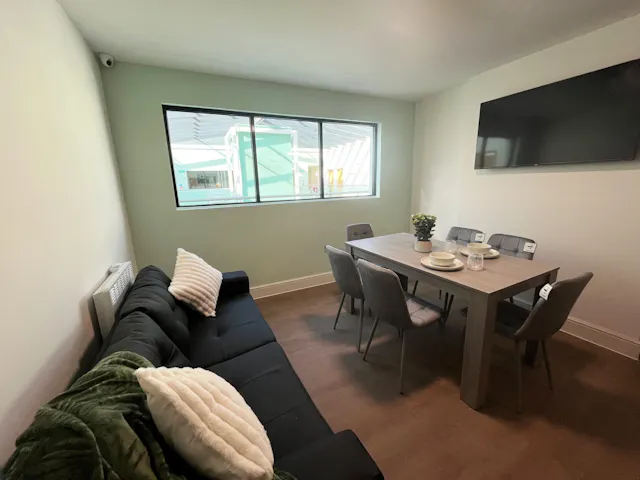 Ensuite Penthouse room image 5