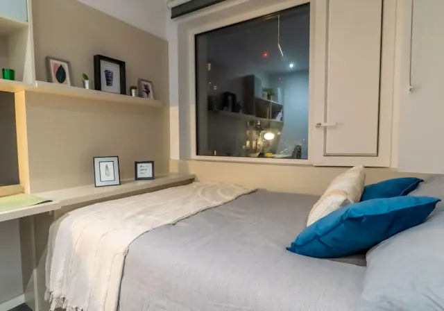 Penthouse En Suite Plus room image 2