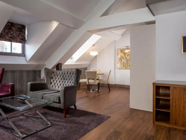 The Penthouse Suite room image 2