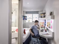 brotherton-house-leeds-Platinum Ensuite Serviced Apartment