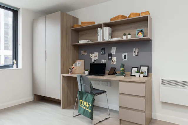 Platinum En Suite (Mid Floors) room image 2