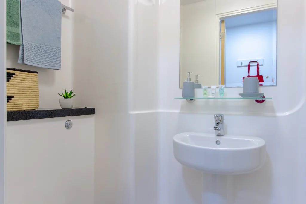 Platinum En Suite