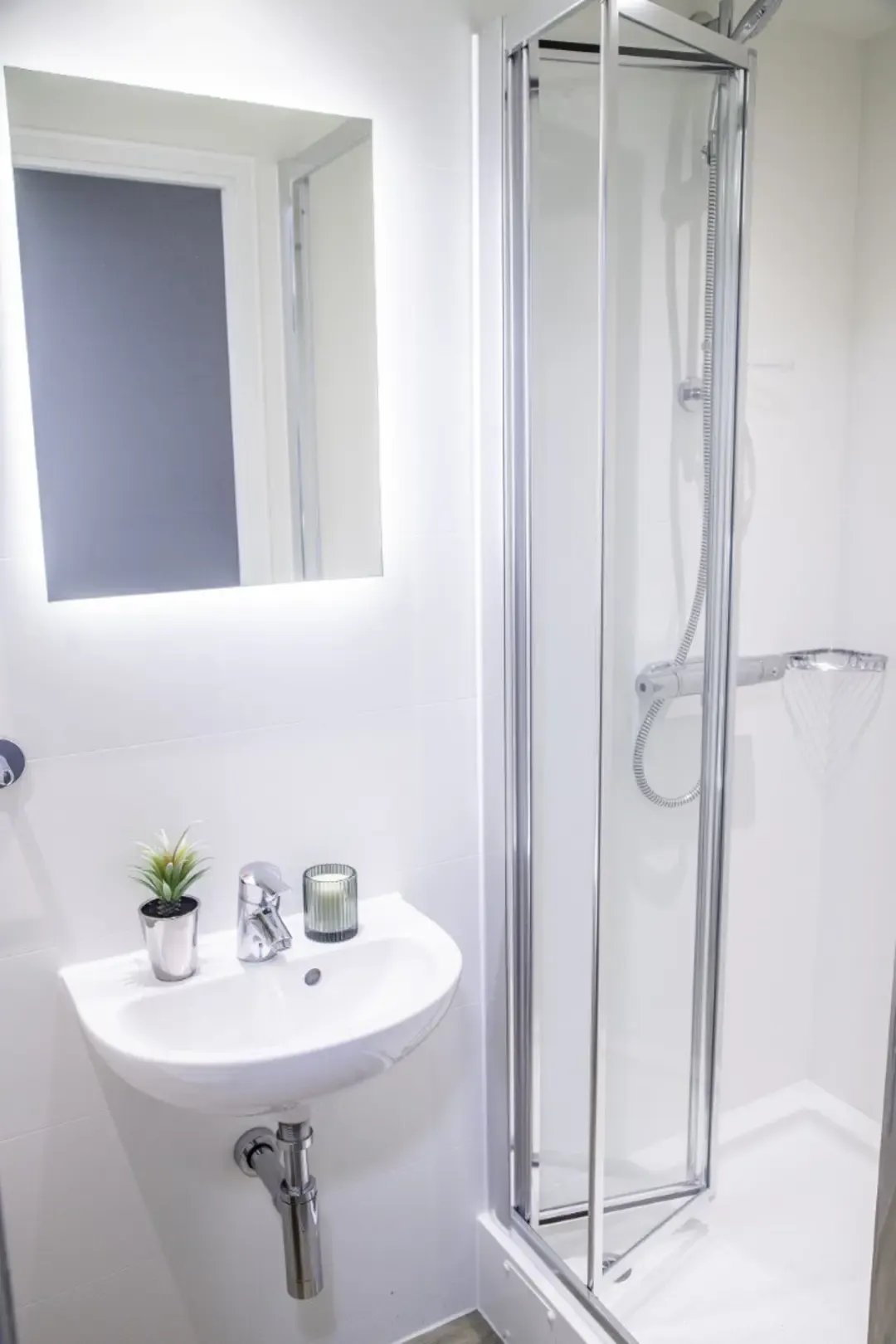 Platinum Ensuite