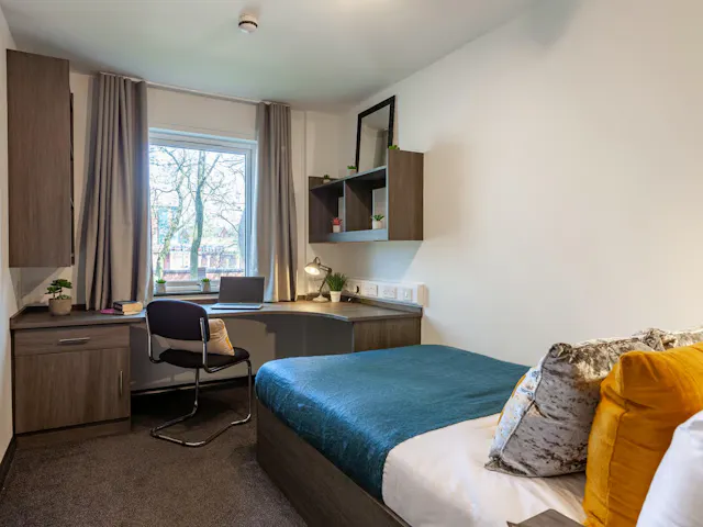 Platinum ensuite room image 2