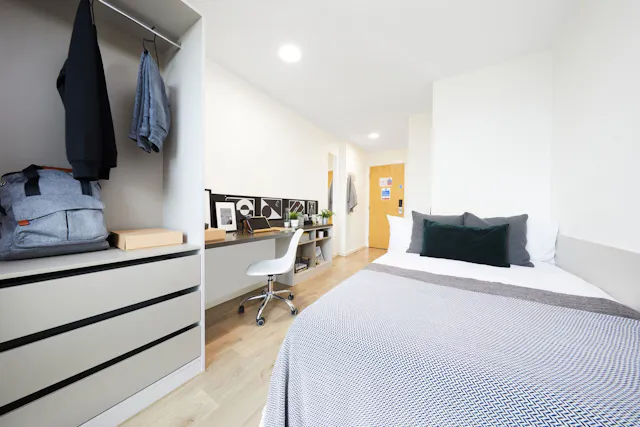 Platinum Ensuite room image 1