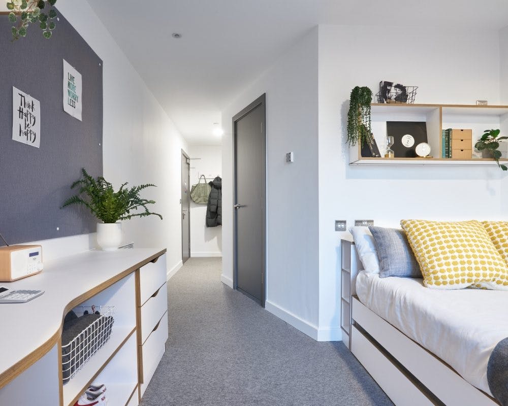 Platinum En-suite