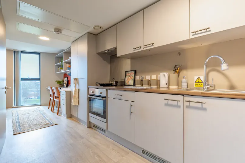 Platinum Studio Floors 7-10