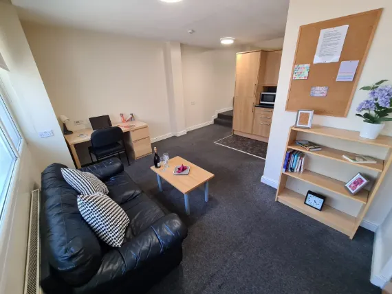 Studio ROOM 4
