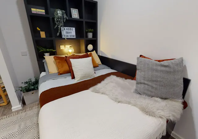 Platinum Studio room image 1