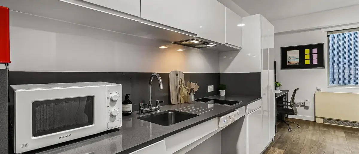 Platinum Studio Mid level