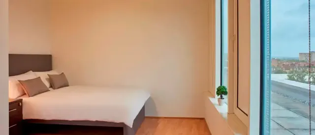 Platinum Studio Upper Level room image 1