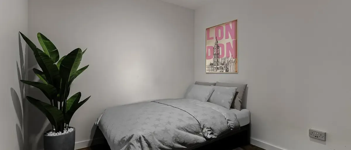 Platinum Studio Mid level