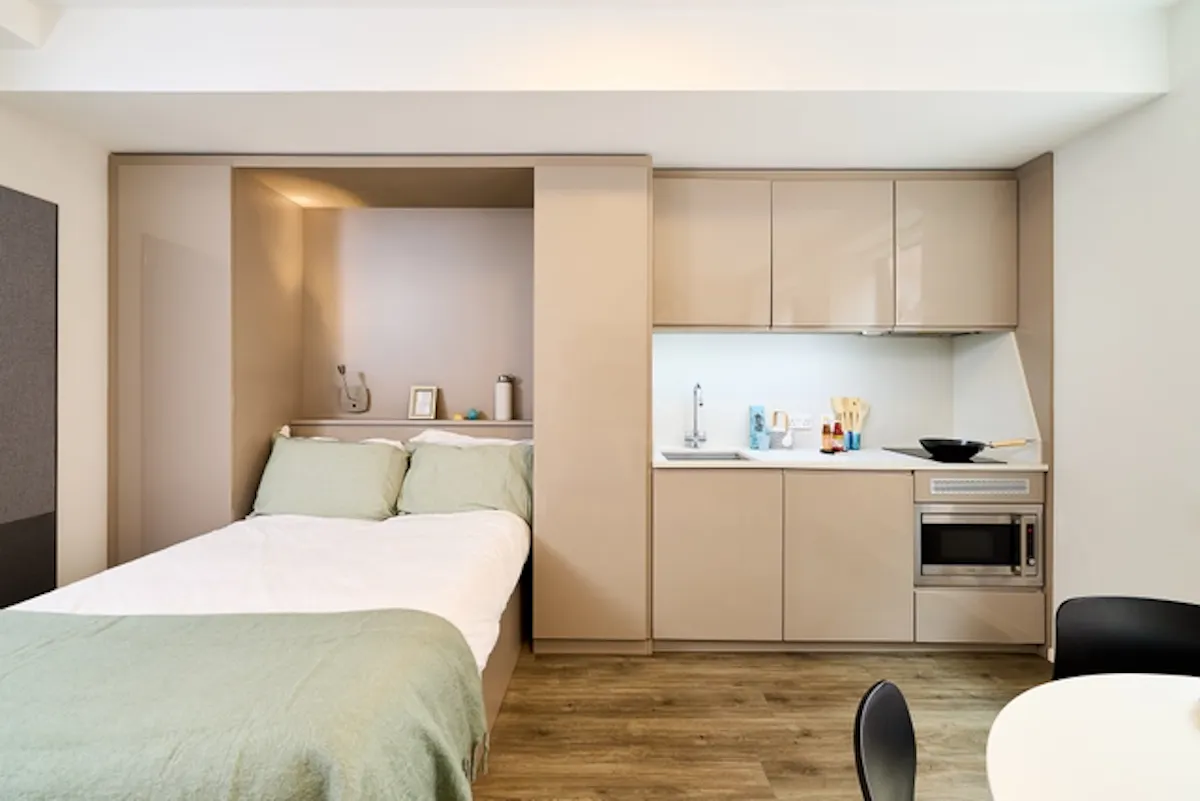 Platinum Studio ROOM
