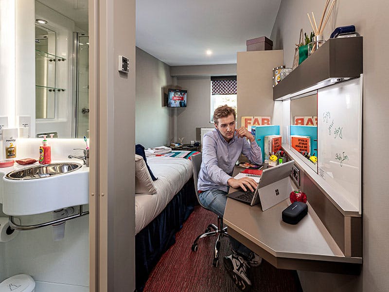 Platinum Ensuite Serviced Apartment